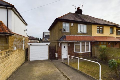 3 bedroom semi-detached house to rent, Como Drive, Bradford, West Yorkshire, BD8