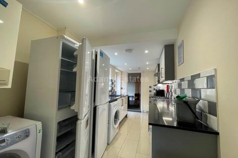 undefined, Blenheim Road, Reading