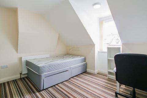 7 bedroom terraced house to rent, Harrow Road, Birmingham B29