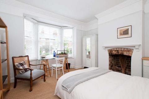 undefined, Kingston Road, Walton Manor *Student Property 2026*