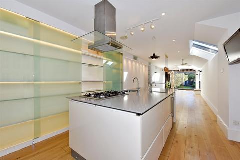 4 bedroom semi-detached house to rent, Albany Road, Old Windsor, Windsor, Berkshire, SL4