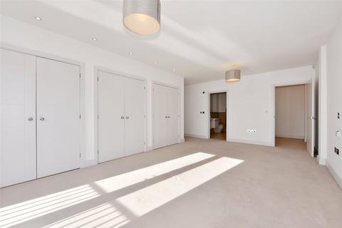 2 bedroom apartment to rent - Eton Thameside, 15 Brocas Street, Eton, Windsor, SL4