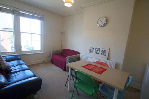 5 bedroom flat to rent, Walton Street, Jericho  *Student Property 2025*