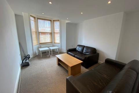 6 bedroom maisonette to rent, Glenthorn Road, Jesmond, Newcastle upon Tyne NE2