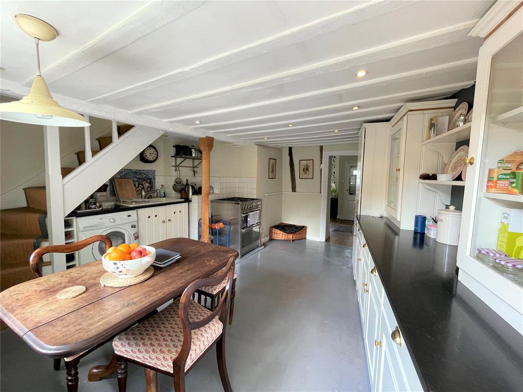 Kitchen/Dining Area