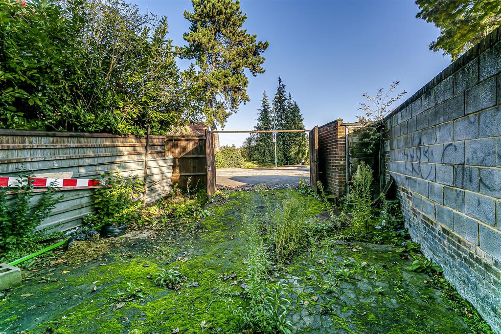 Garage-commercial-ventnor-road-sutton-105.jpg