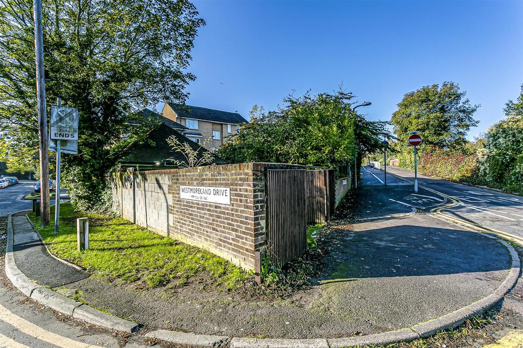 Garage-commercial-ventnor-road-sutton-109.jpg