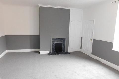 2 bedroom flat to rent, Victoria Road, Gateshead