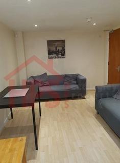 3 bedroom flat to rent - 3B Winston Gardens, Headingley, Leeds LS6
