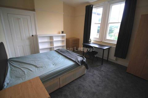 5 bedroom house to rent, Wokingham Road, Reading