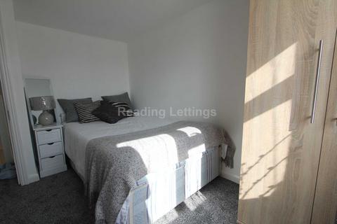 undefined, St Edwards Road, Reading