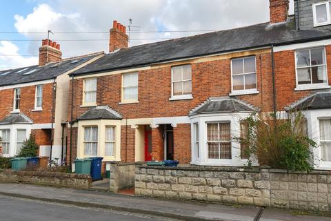 4 bedroom terraced house to rent - Hillview Road, Oxford
