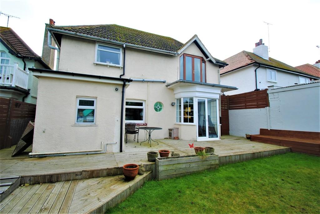 Percy Avenue, Broadstairs 4 bed detached house for sale 