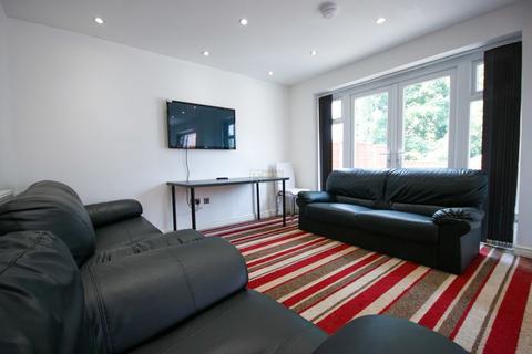 8 bedroom terraced house to rent - Rookery Road, Birmingham B29