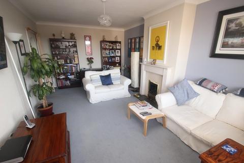 2 bedroom flat for sale, Hobbs Way, Rustington