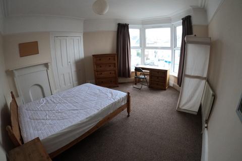 undefined, Plymouth PL4