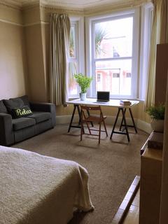 6 bedroom terraced house to rent, Plymouth PL4