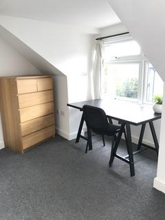 4 bedroom terraced house to rent, Plymouth PL4