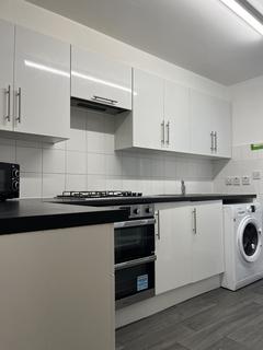 4 bedroom terraced house to rent, Plymouth PL4