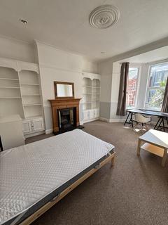 6 bedroom terraced house to rent, Plymouth PL4