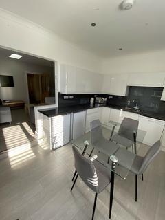 6 bedroom terraced house to rent, Plymouth PL4