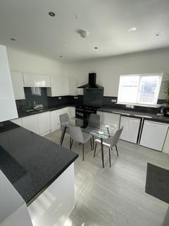 6 bedroom terraced house to rent, Plymouth PL4