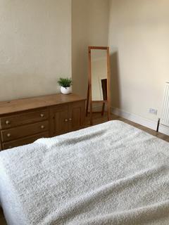 3 bedroom apartment to rent, Plymouth PL4