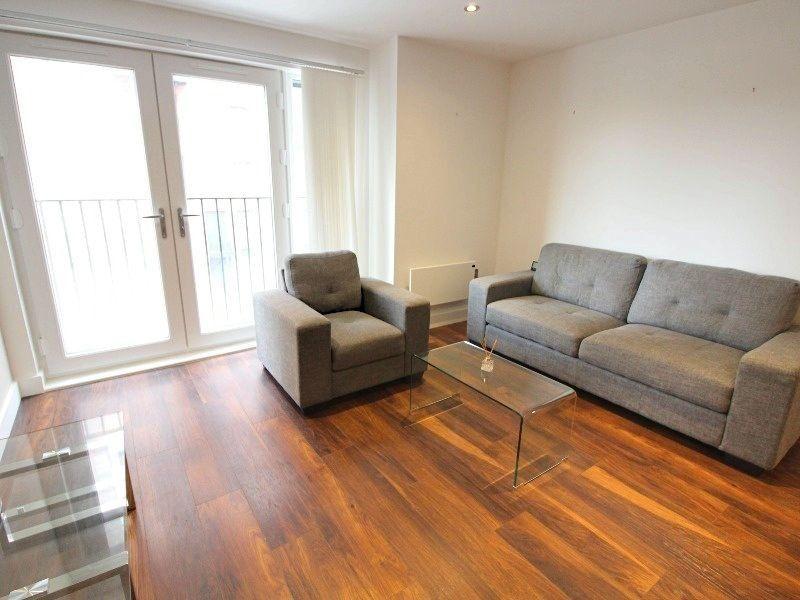 Wilburn Basin, Orsdall Lane 2 bed apartment to rent £1,300 pcm (£300 pw)
