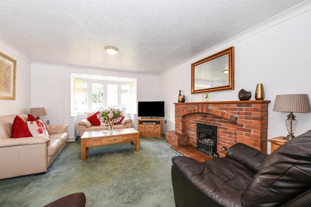 Taskers Drive, Anna Valley, Andover 4 bed house £495,000