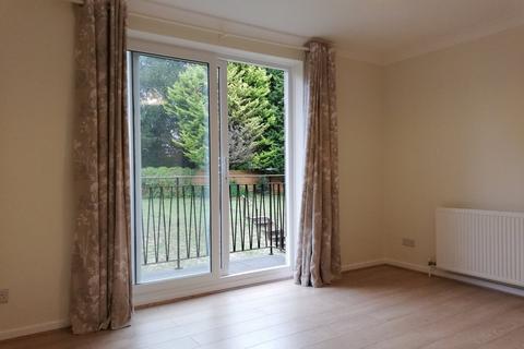 2 bedroom apartment to rent, Oxford Road, Redhill