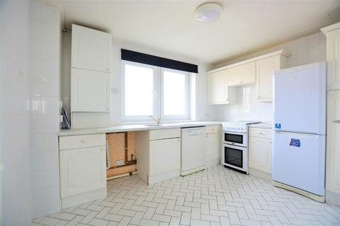 2 bedroom flat to rent, 159 Kingsway, Hove, BN3