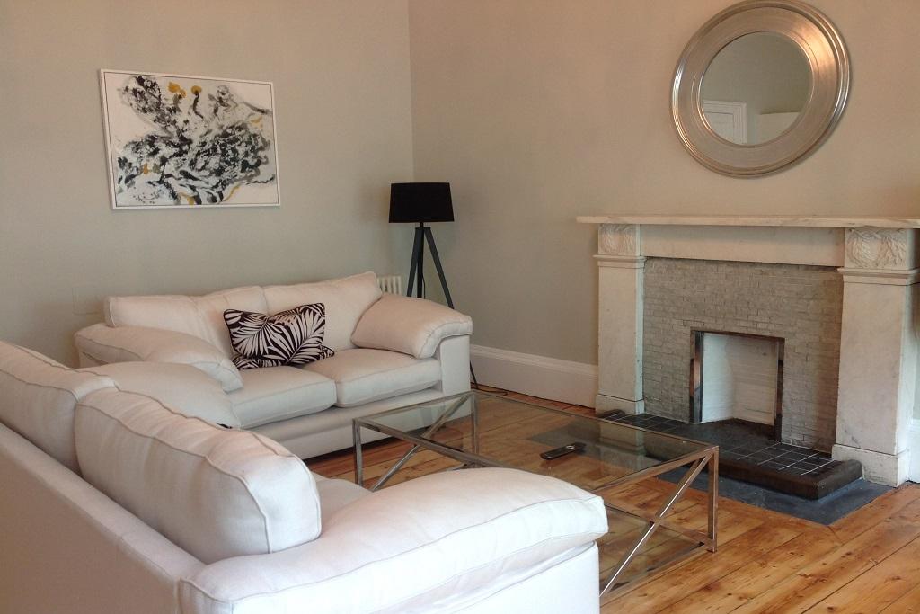 West Maitland Street, Haymarket, Edinburgh, EH12 2 bed flat to rent £