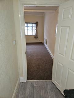 1 bedroom flat to rent, Woodchurch Road, Birkenhead, CH42