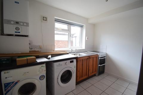 1 bedroom ground floor flat to rent, 332 North Road, Cardiff