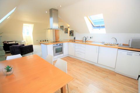 2 bedroom penthouse to rent, Eagle Gate, East Hill, Colchester, Essex, CO1