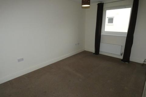 2 bedroom flat to rent, Longhorn Avenue, Gloucester