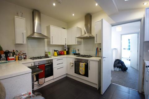 8 bedroom terraced house to rent, Rookery Road, Birmingham B29