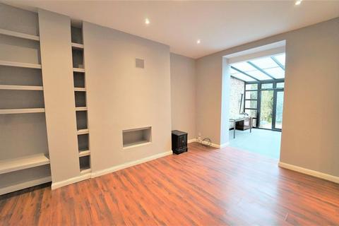 2 bedroom apartment to rent, SUTHERLAND AVENUE -  2 BED 2 BATH - PRIVATE GARDEN