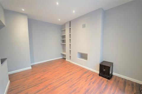 2 bedroom apartment to rent, SUTHERLAND AVENUE -  2 BED 2 BATH - PRIVATE GARDEN