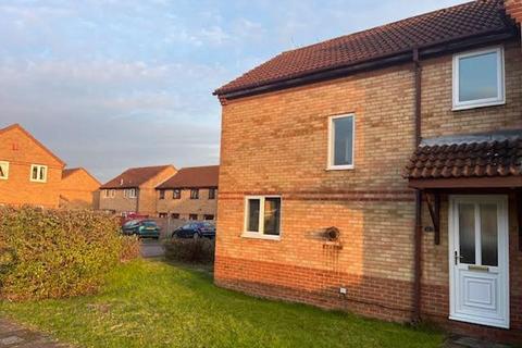 3 bedroom semi-detached house to rent, Westfield Way, Bristol