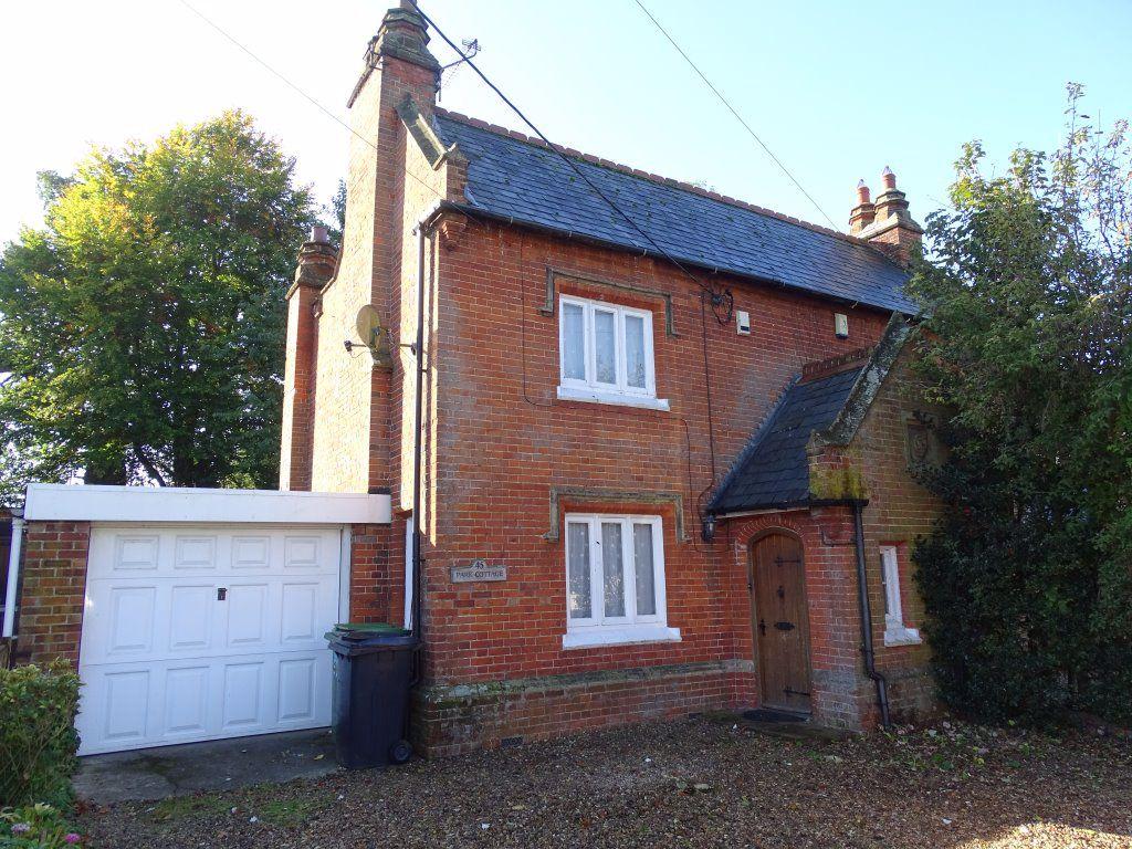 West End Old Costessey Norwich 2 bed cottage £795 pcm (£183 pw)