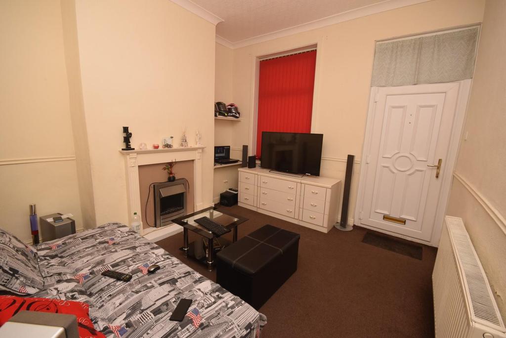 Reedyford Road, Nelson 2 bed terraced house £52,950