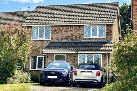 4 bedroom detached house for sale, Slaney Road, Staplehurst, Kent