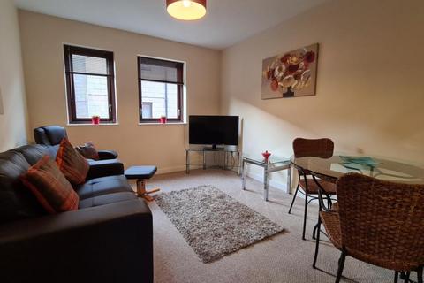 1 bedroom flat to rent, St Nicholas Square, Marina, Swansea. SA1 1UG