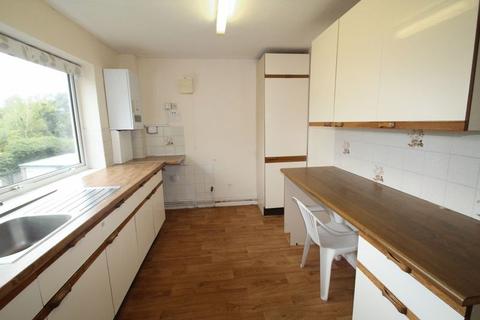 2 bedroom apartment to rent - Kings Road, Westcliff-On-Sea