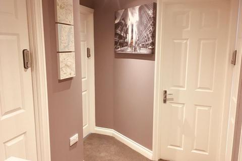 4 bedroom apartment to rent, Dunsmore Close, Southsea PO5