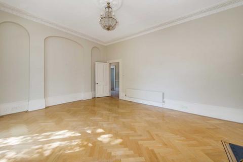 5 bedroom house to rent, Addison Avenue, Holland Park