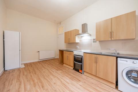 1 bedroom flat to rent, White Street, Flat 1-2, Partick, Glasgow, G11 5ED