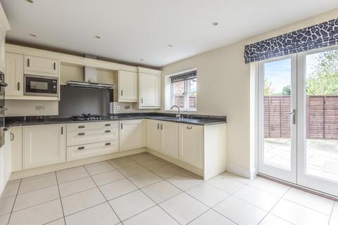 3 bedroom terraced house to rent, Drift Road, Winkfield, Windsor, Berkshire, SL4 4FG