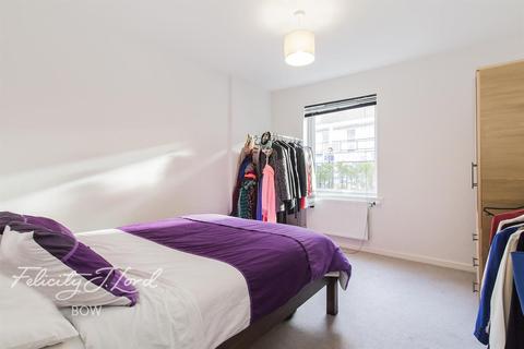 1 bedroom flat to rent - Thorn Apartments, Geoff Cade Way, E3